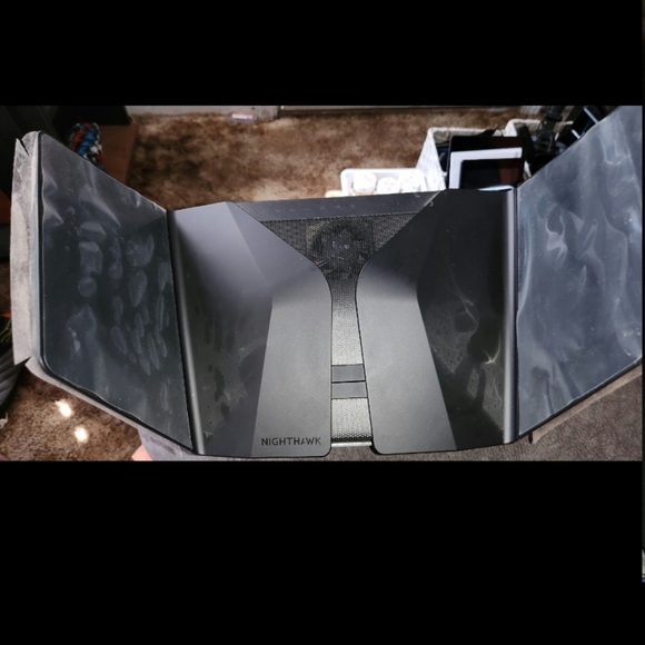 NetGear Nighthawk AX12 12-Stream AX6000 WiFi 6 - Picture 1 of 3